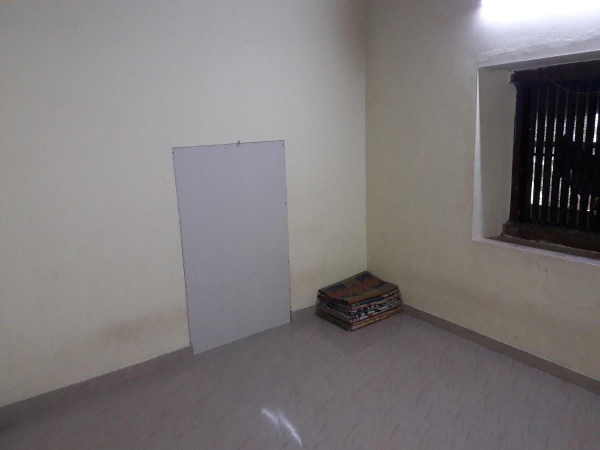 Devasthanam Lodge Thiruvananthapuram Exteriör bild