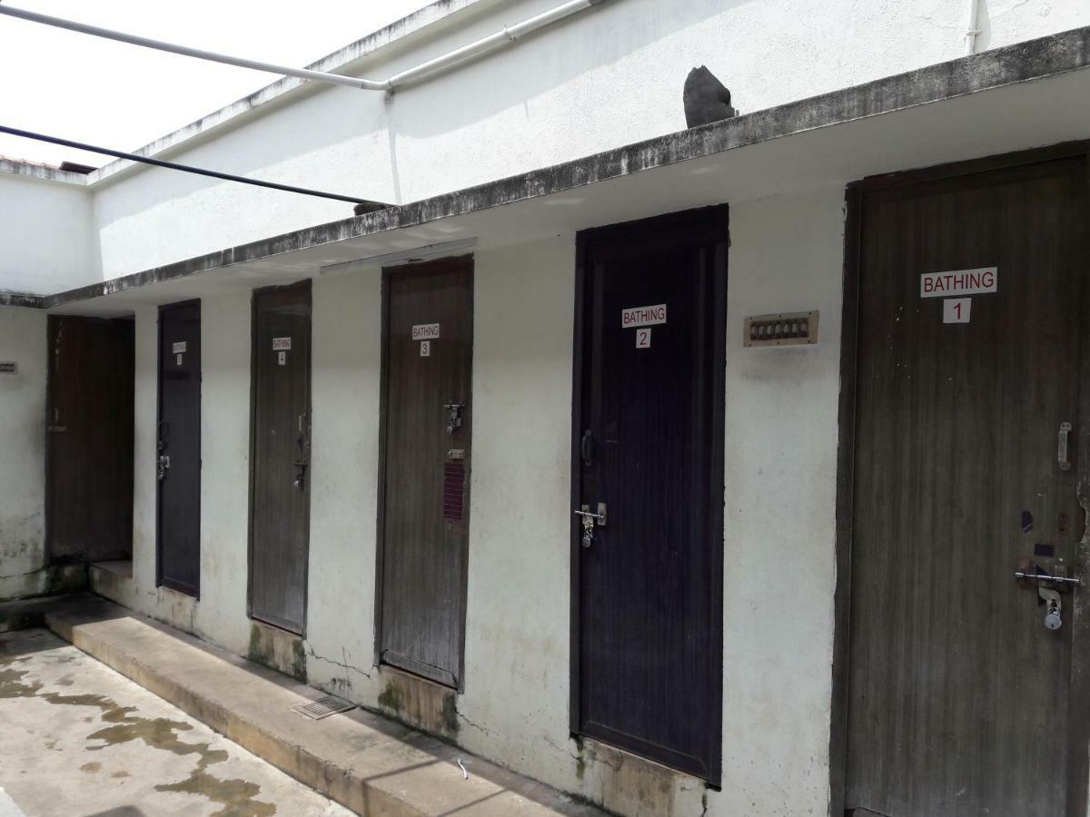 Devasthanam Lodge Thiruvananthapuram Exteriör bild