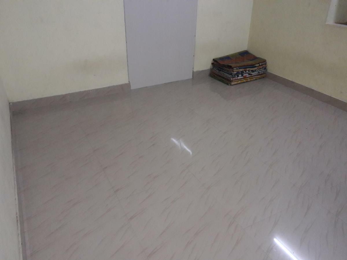 Devasthanam Lodge Thiruvananthapuram Exteriör bild